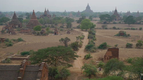 Bagan – Mặt trời lặn sau những đỉnh tháp, Du lịch, Bagan, huyền bí, thanh tĩnh, êm đềm, mặt trời, Mianmar, Yangon, Ayeyarwady, Phật, Shwezigon,