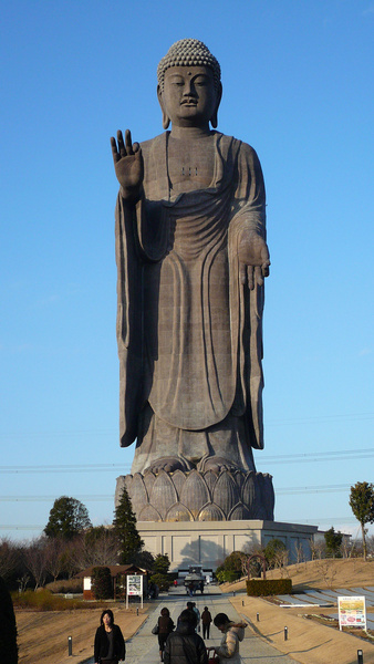 ushiku-daibutsu_600