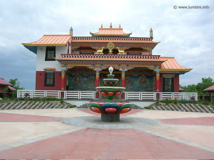 lumbini31_resize.jpg