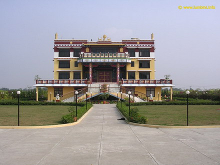 lumbini18_resize.jpg